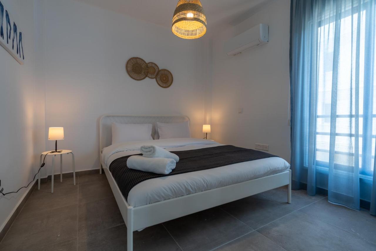 Odyssey - Captivating 2-Bedroom Retreat In Larnaca Luaran gambar