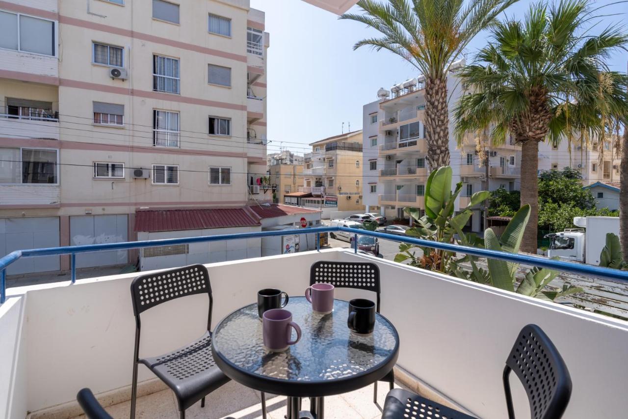 Odyssey - Captivating 2-Bedroom Retreat In Larnaca Luaran gambar