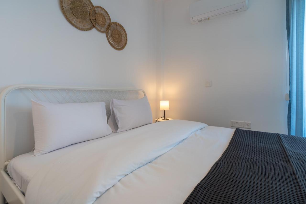 Odyssey - Captivating 2-Bedroom Retreat In Larnaca Luaran gambar