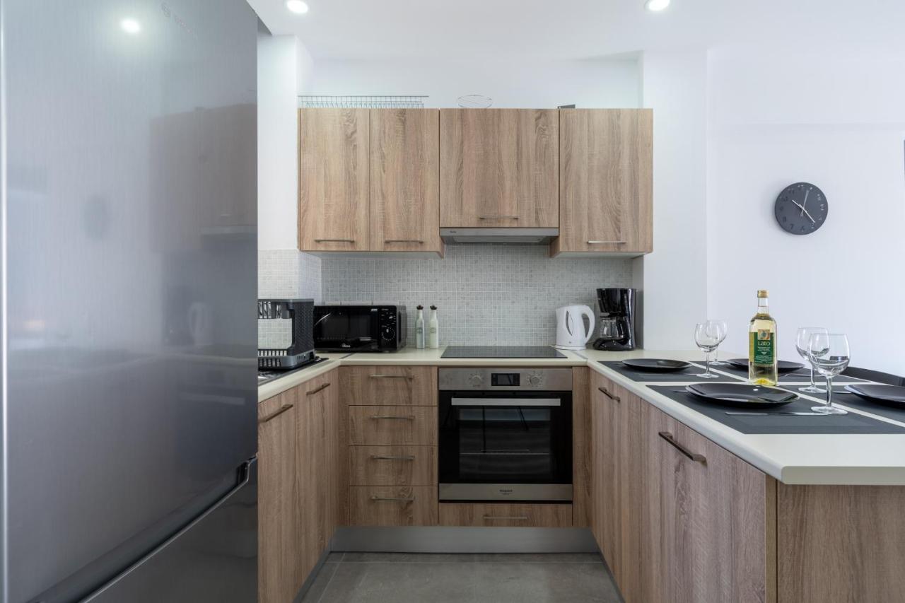 Odyssey - Captivating 2-Bedroom Retreat In Larnaca Luaran gambar